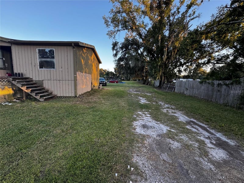 33346 Arthur Dr, Wesley Chapel, FL 33543