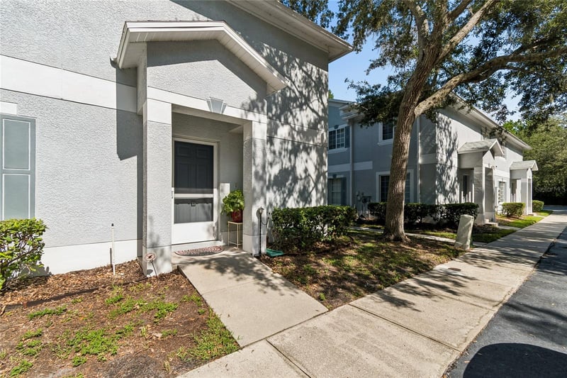 4009 Dolphin Dr, Tampa, FL 33617