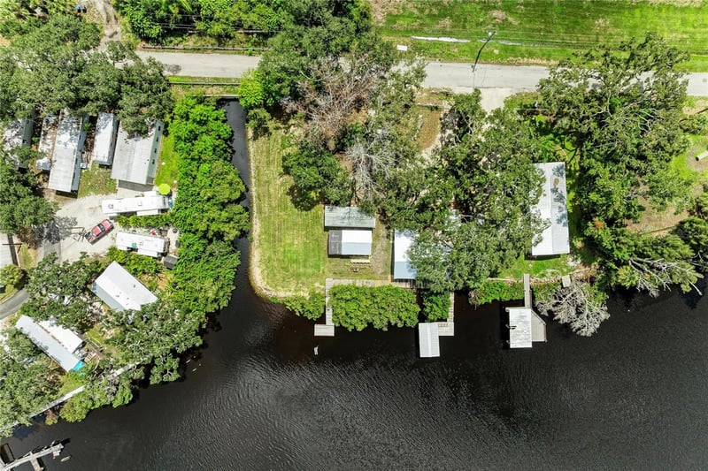 1609 Saffold Park Dr, Ruskin, FL 33570