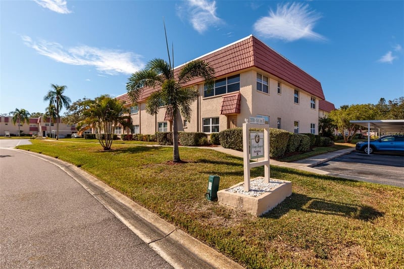 10036 63rd Ave N #17, St Petersburg, FL 33708