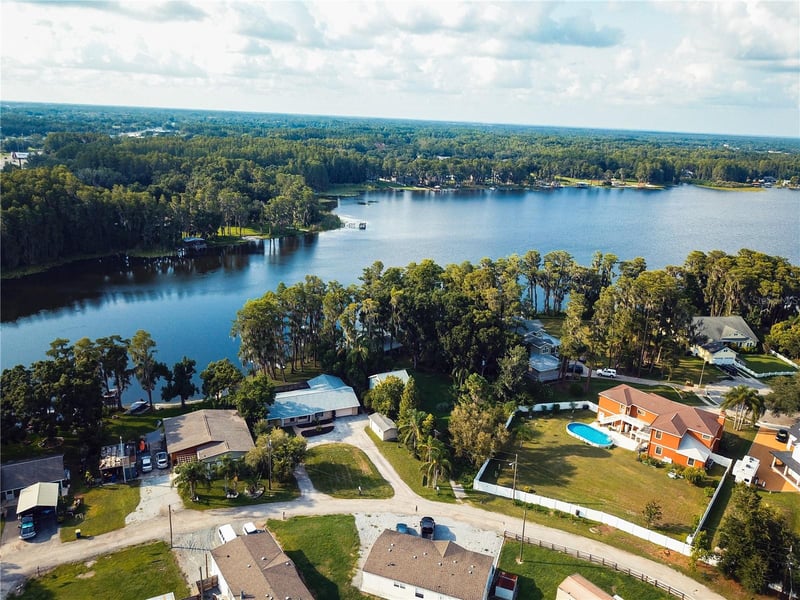 21864 Pineywood Loop, Land O Lakes, FL 34639