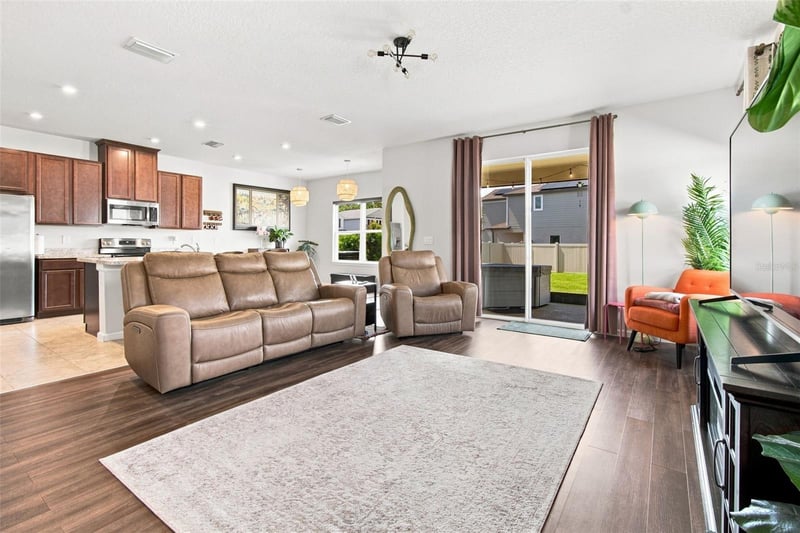 10792 Hawks Landing Dr, Land O Lakes, FL 34638