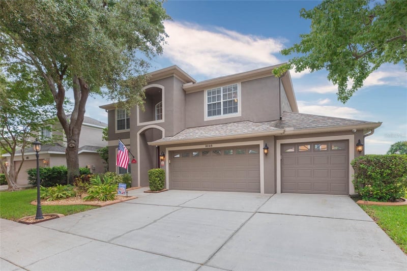 9046 Pinebreeze Dr, Riverview, FL 33578