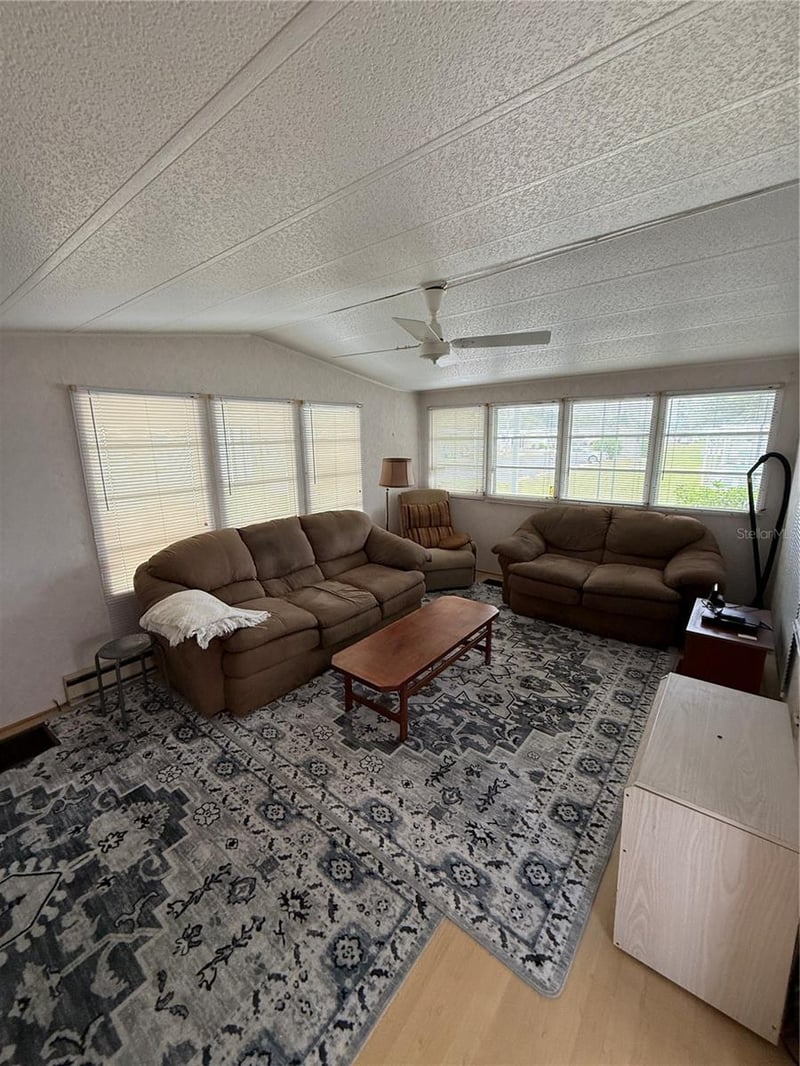 7880 54th Ave N #47, St Petersburg, FL 33709