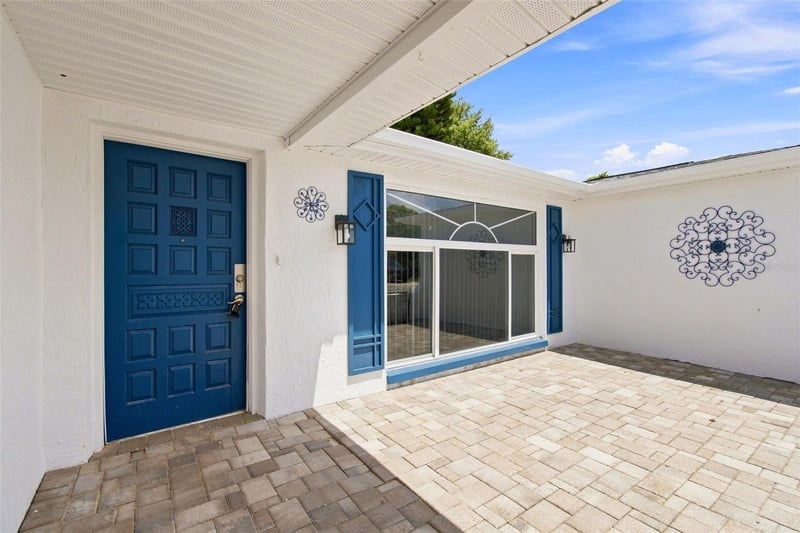 7025 Westcott Dr, Port Richey, FL 34668