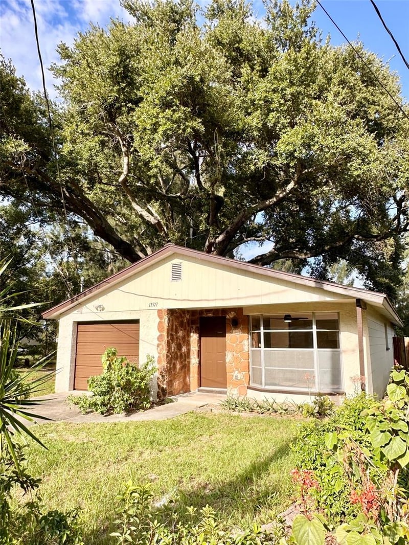 15717 Avalon Ave, Clearwater, FL 33760