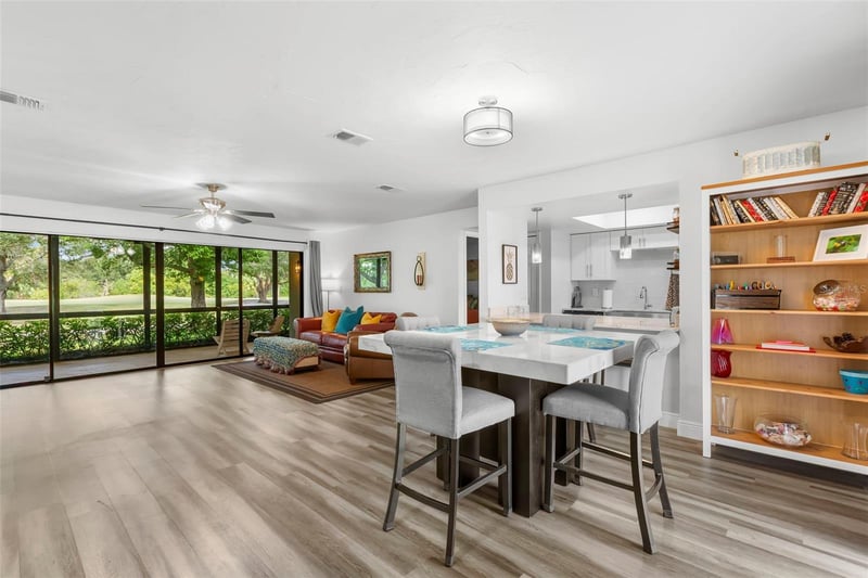 180 Tads Trl, Oldsmar, FL 34677