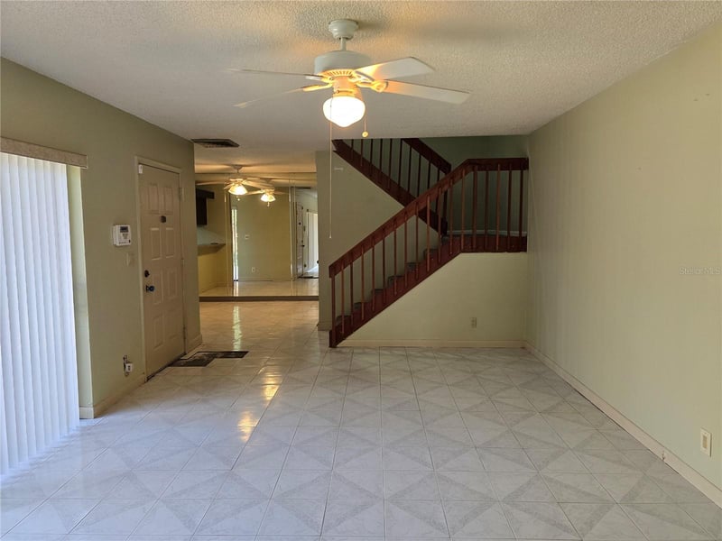 2614 2nd Ct, Palm Harbor, FL 34684