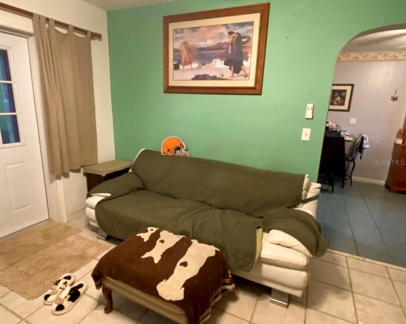 6209 N 15th St, Tampa, FL 33610