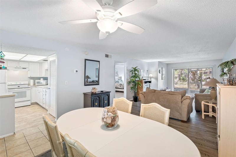870 Virginia St #104, Dunedin, FL 34698