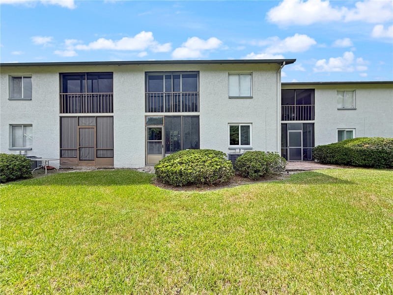 11201 122nd Ave #211, Largo, FL 33778