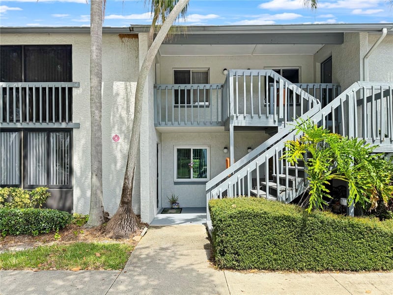 11201 122nd Ave #211, Largo, FL 33778