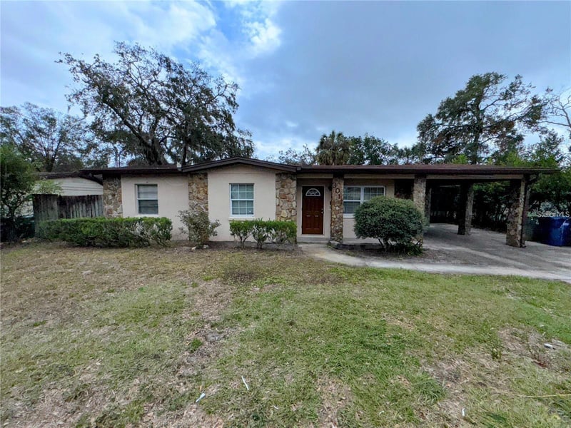 3011 E Flora St, Tampa, FL 33610