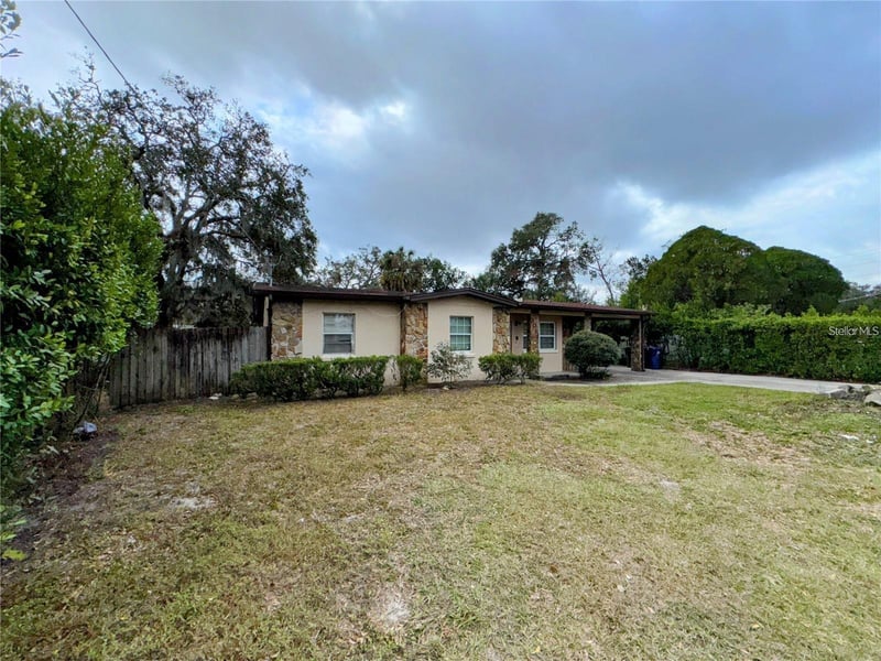3011 E Flora St, Tampa, FL 33610