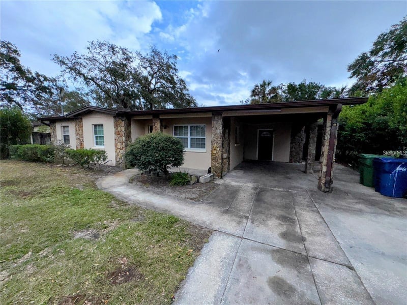 3011 E Flora St, Tampa, FL 33610