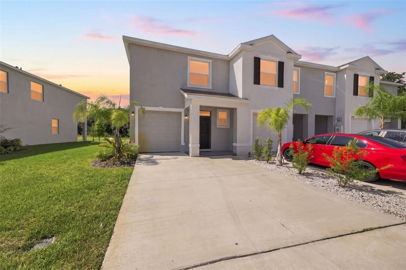 32898 Pez Landing Ln, Wesley Chapel, FL 33543