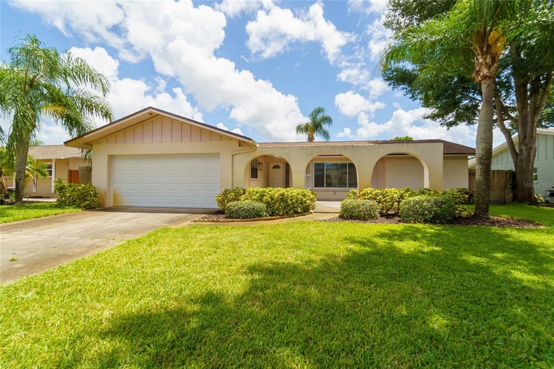 2419 Timbercrest Cir W, Clearwater, FL 33763