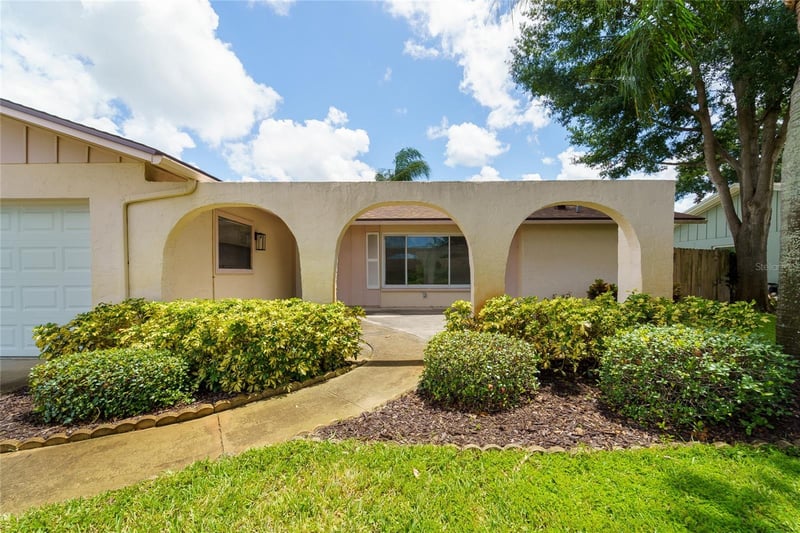 2419 Timbercrest Cir W, Clearwater, FL 33763