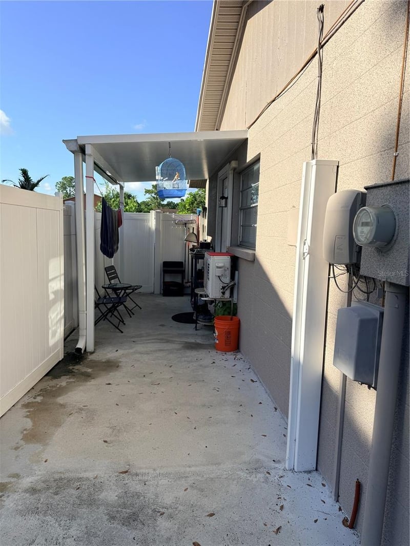 8209 Vassar Cir, Tampa, FL 33634