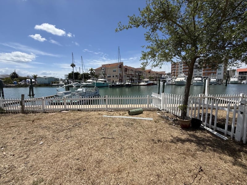249 Boca Ciega Dr, Madeira Beach, FL 33708