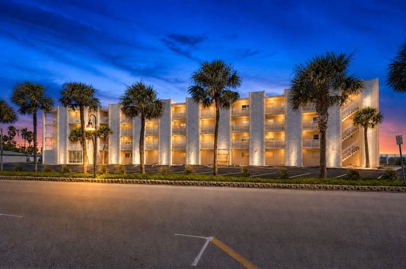 200 1st Ave #207, St Pete Beach, FL 33706