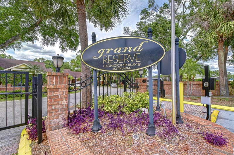 8711 Fancy Finch Dr #101, Tampa, FL 33614