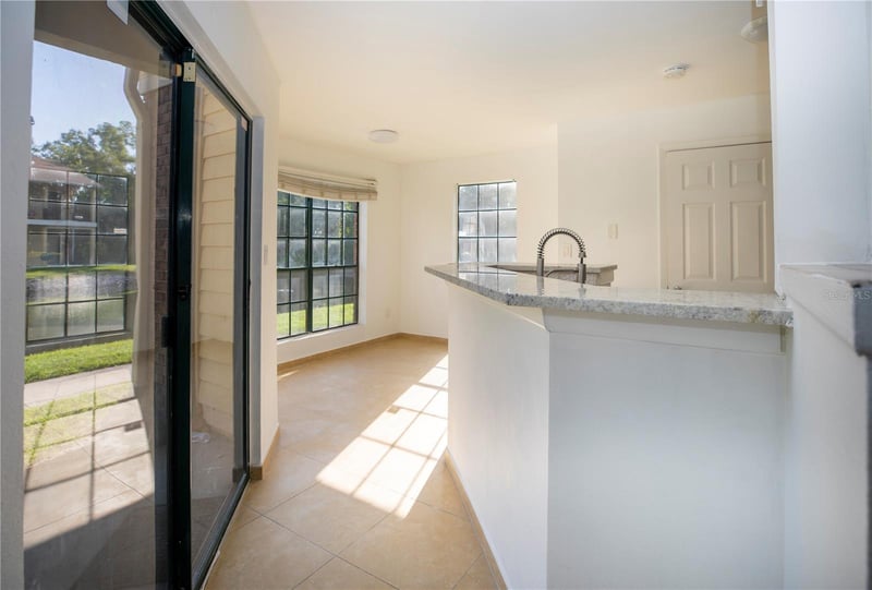 8711 Fancy Finch Dr #101, Tampa, FL 33614