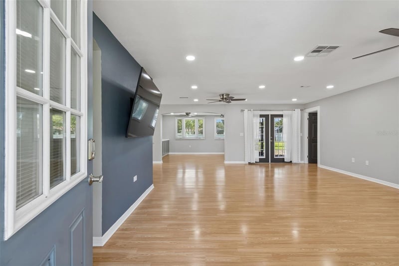 9329 Amazon Dr, New Port Richey, FL 34655