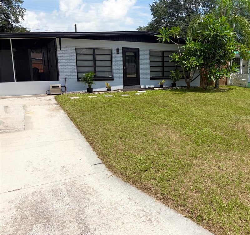 707 Lakewood Ave, Tampa, FL 33613