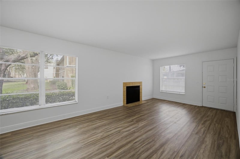 14315 Hanging Moss Cir #101, Tampa, FL 33613