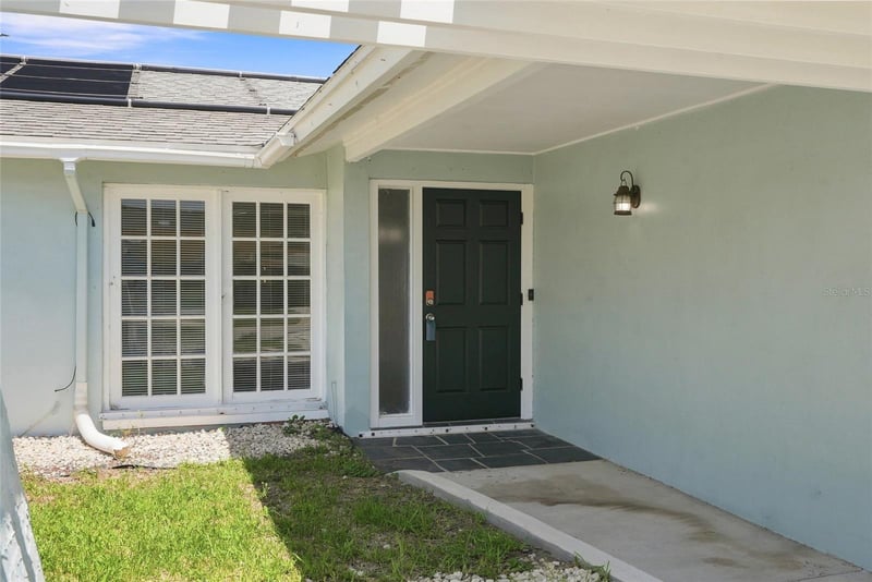 13691 Serena Dr, Largo, FL 33774