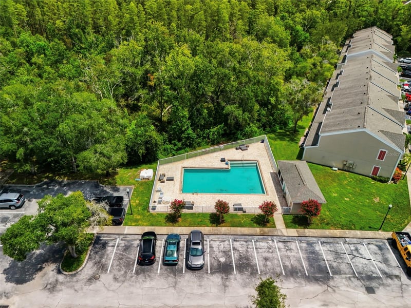 5416 Carrollwood Key Dr #8, Tampa, FL 33624