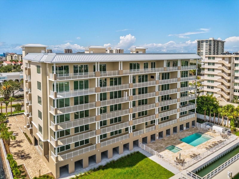125 Island Way #305, Clearwater, FL 33767