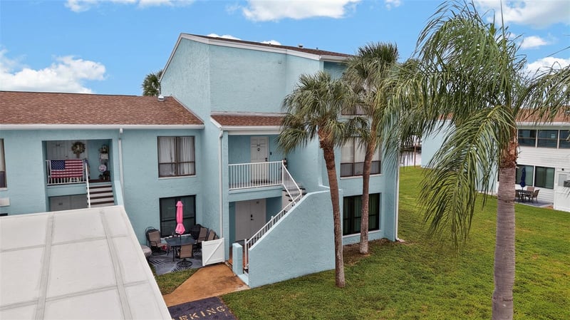 1 Windrush Blvd #65, Indian Rocks Beach, FL 33785