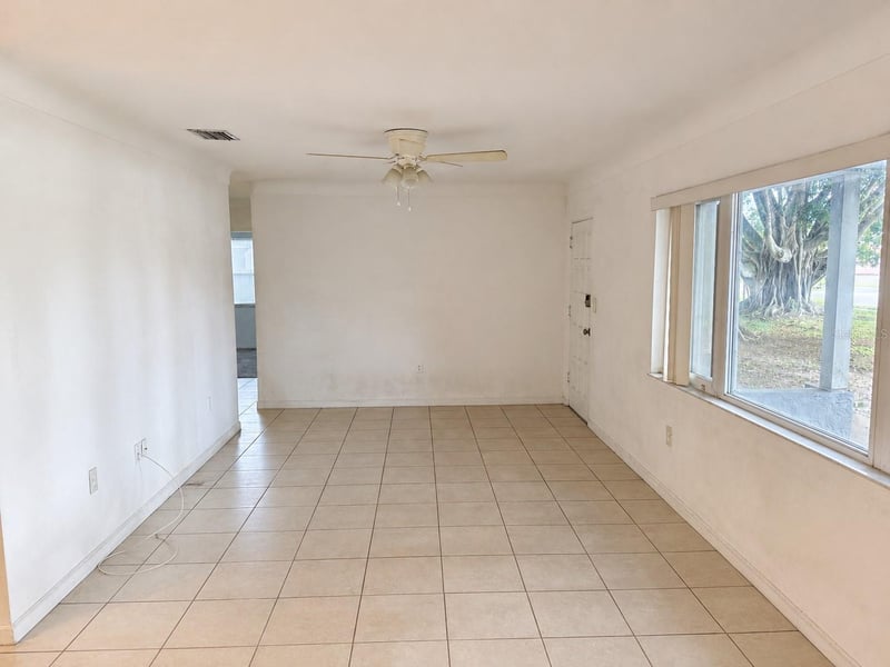4957 62nd St N, Kenneth City, FL 33709