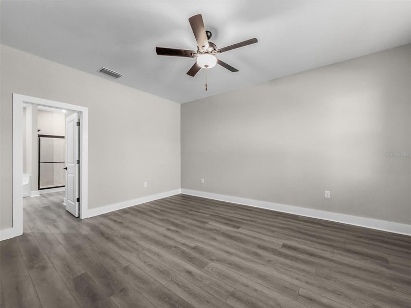 2411 Gallagher Rd, Dover, FL 33527