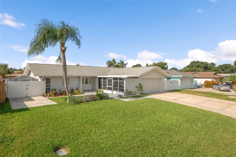 13900 89th Ave, Seminole, FL 33776