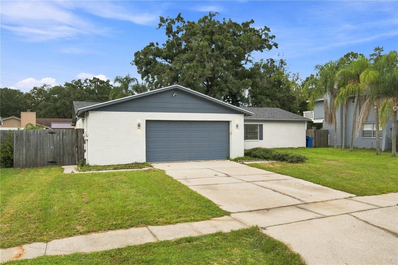 4313 Foxglen Ln, Tampa, FL 33624