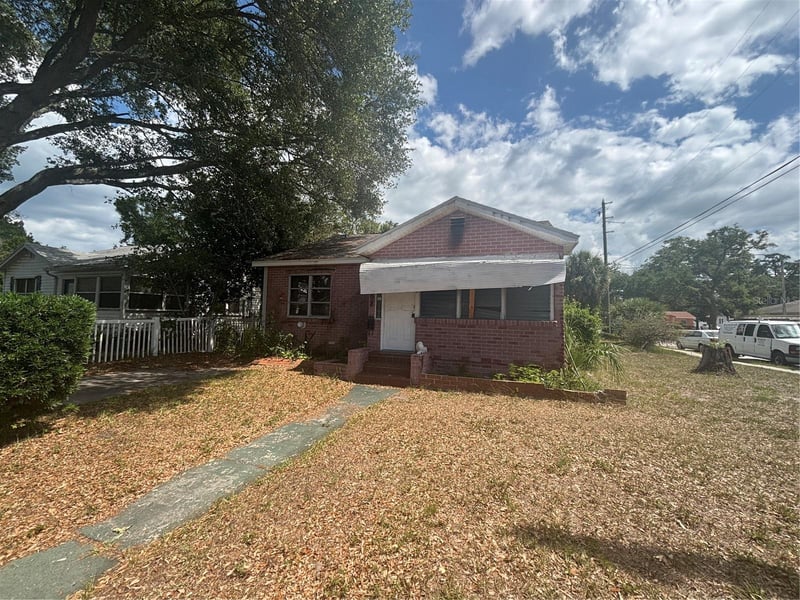 698 Paris Ave S, St Petersburg, FL 33701