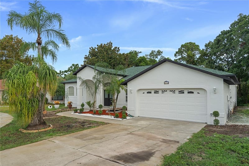 3239 Glenwood Cir, Holiday, FL 34691