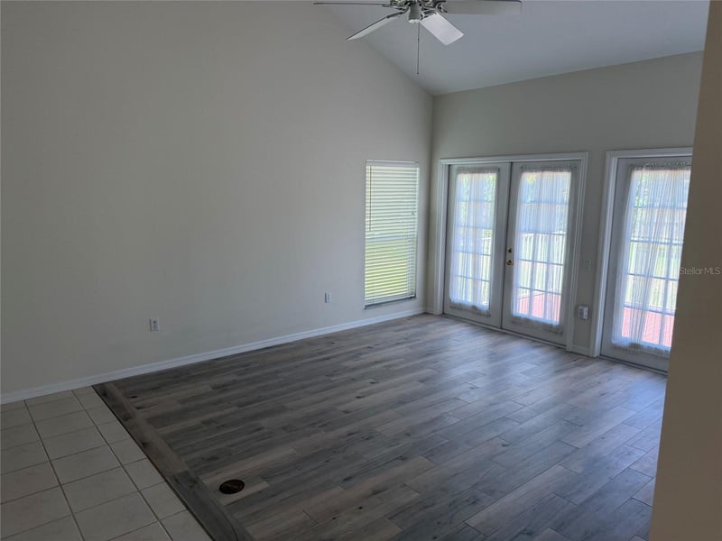 9250 NW 13th Avenue Cir, Bradenton, FL 34209
