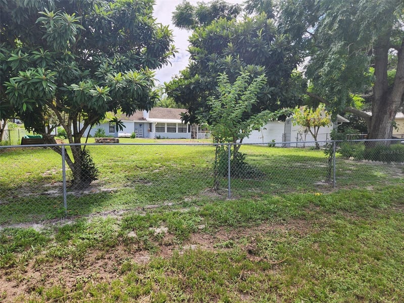 9511 Clyde St, Hudson, FL 34669