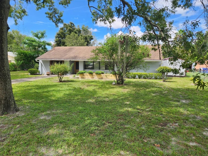 9511 Clyde St, Hudson, FL 34669