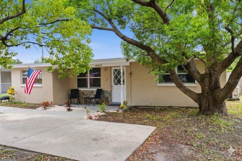 10923 109th Way, Seminole, FL 33778
