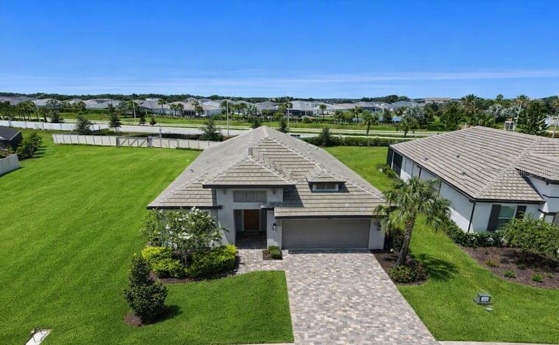 17668 Savory Mist Cir, Bradenton, FL 34211