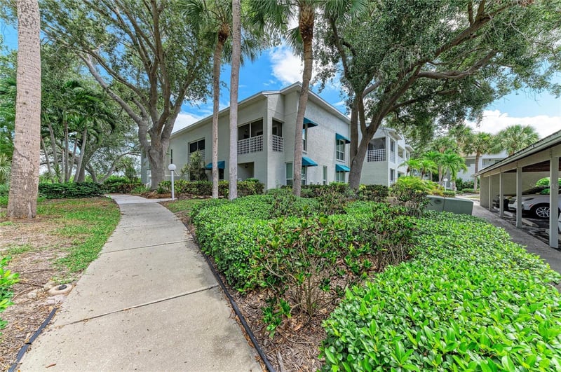 309 108th St W #309, Bradenton, FL 34209