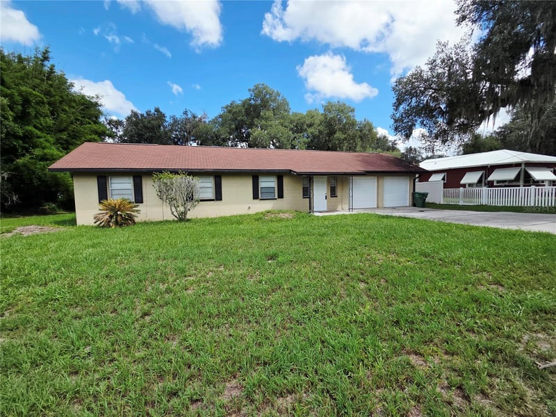 32553 Michigan Ave, San Antonio, FL 33576