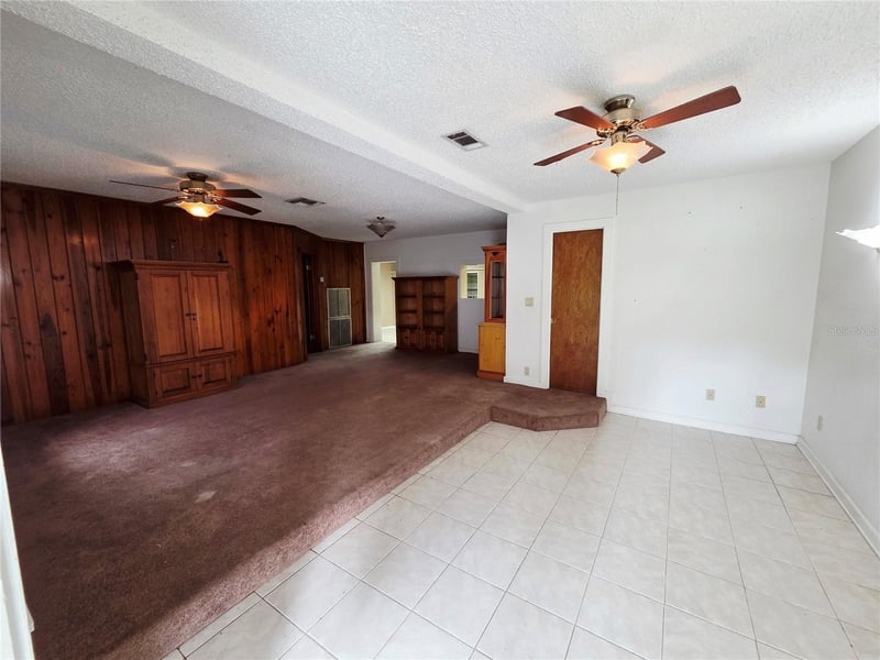 32553 Michigan Ave, San Antonio, FL 33576