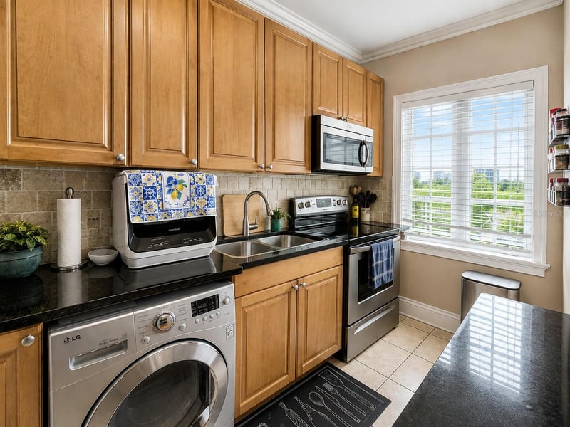 2117 W Dekle Ave #H2, Tampa, FL 33606