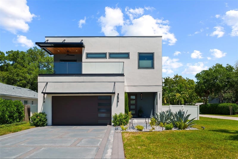 3301 W Paul Ave, Tampa, FL 33611
